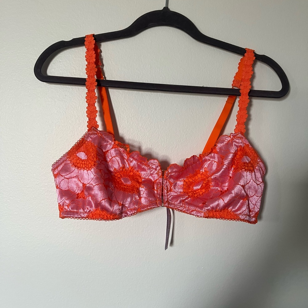 Savage X Fenty Pink and Orange Lace Bralette